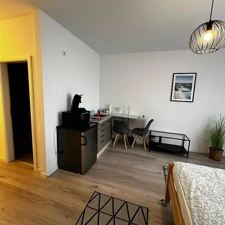 Stadtwohnung I Balkon, Parkplatz, Waschmaschine Мангейм